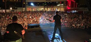 Chris Young performing live at Mandalay Bay Beach Concert in 2015